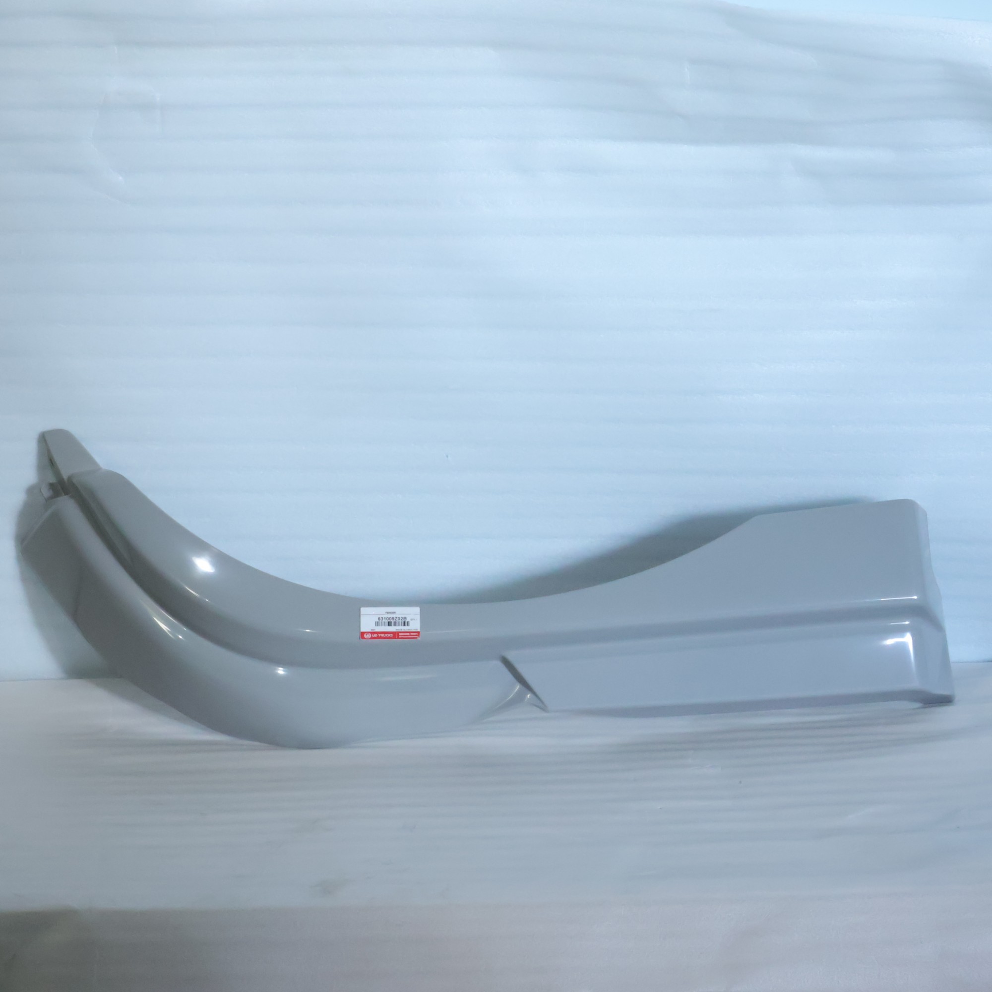 ỐP NHỰA HÔNG CABIN PHẢI - CRONER PKE 250HP