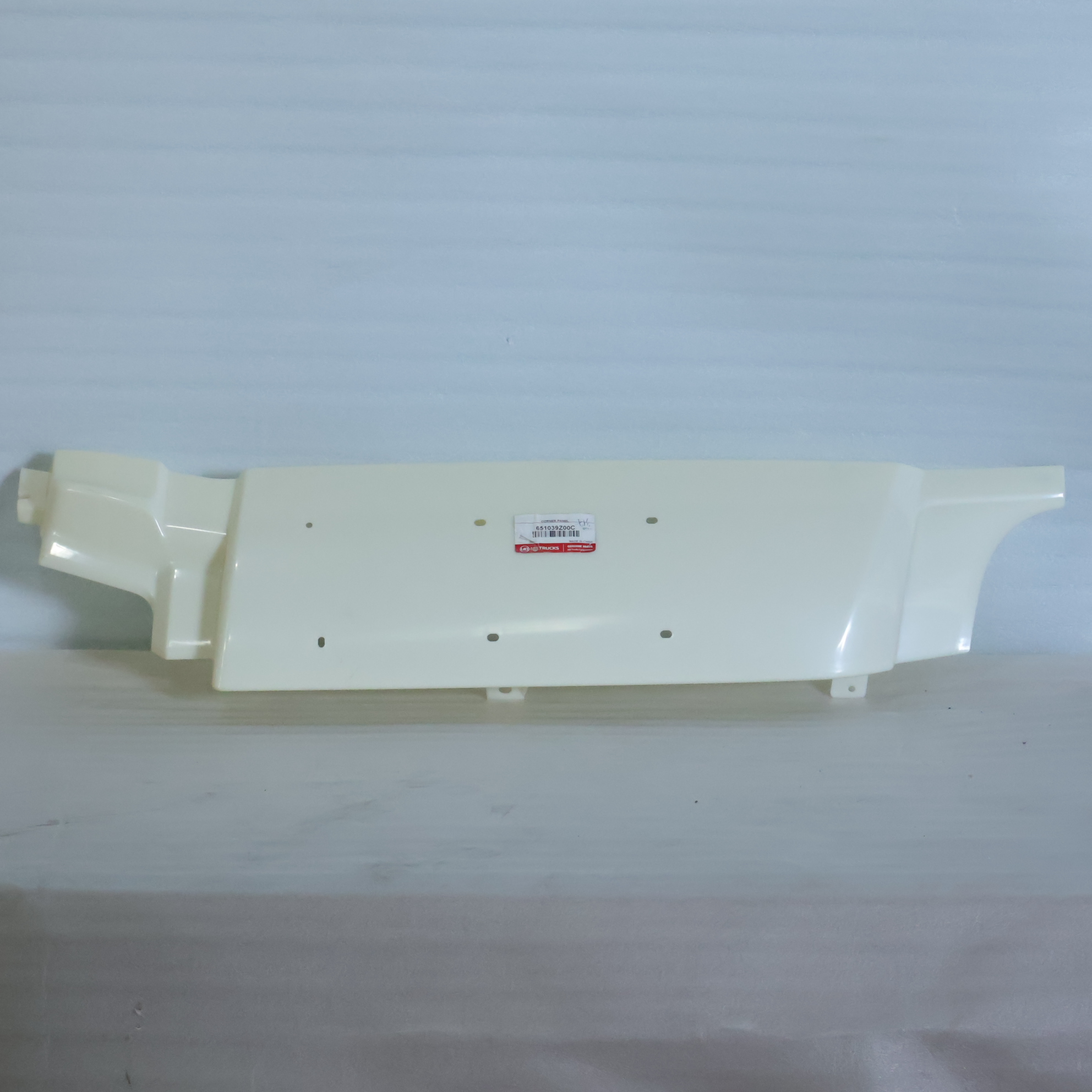 GÒ MÁ LƯỚT GIÓ BÊN PHẢI (LOẠI LẮP TAI) - QUESTER