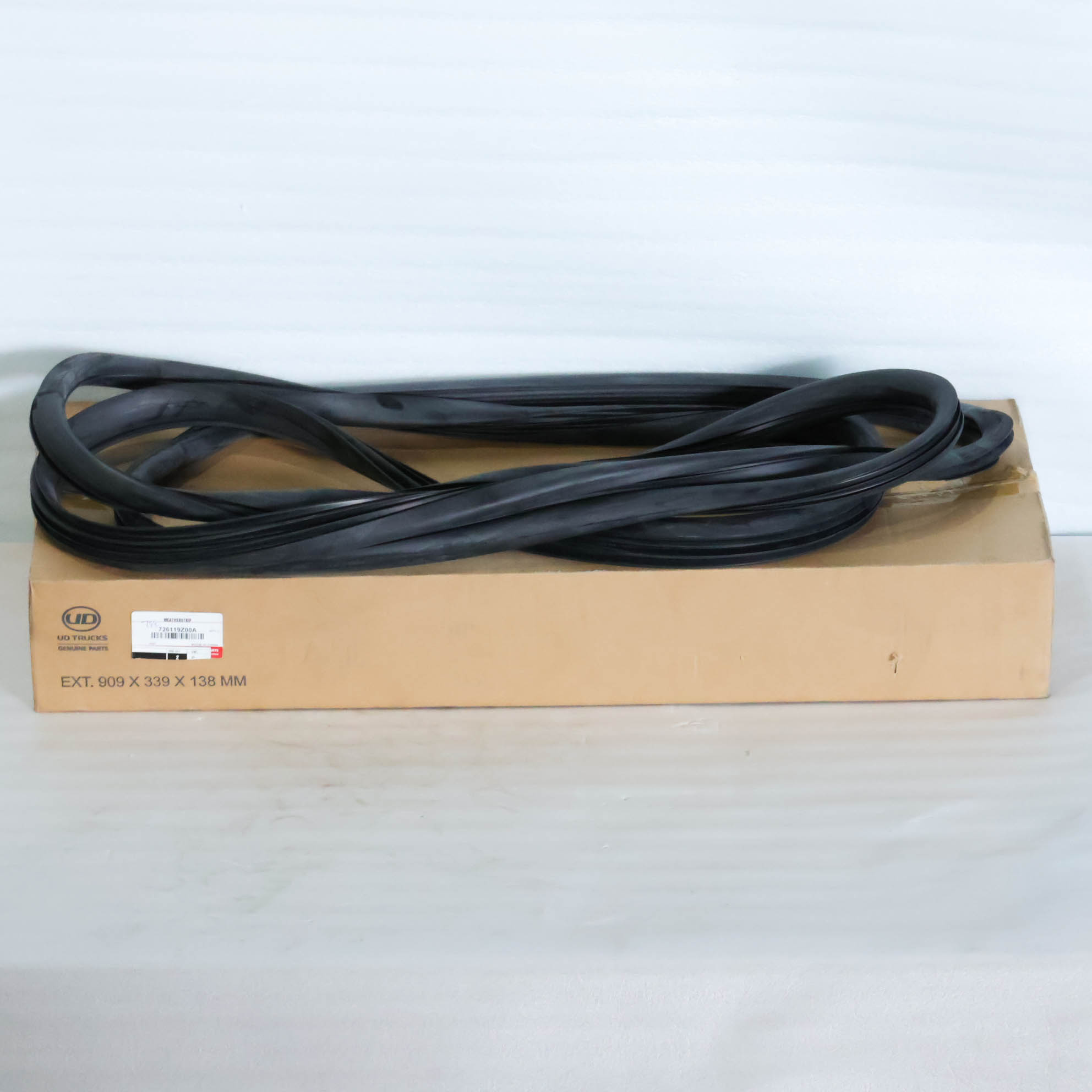 ROONG KÍNH CHẮN GIÓ - QUESTER